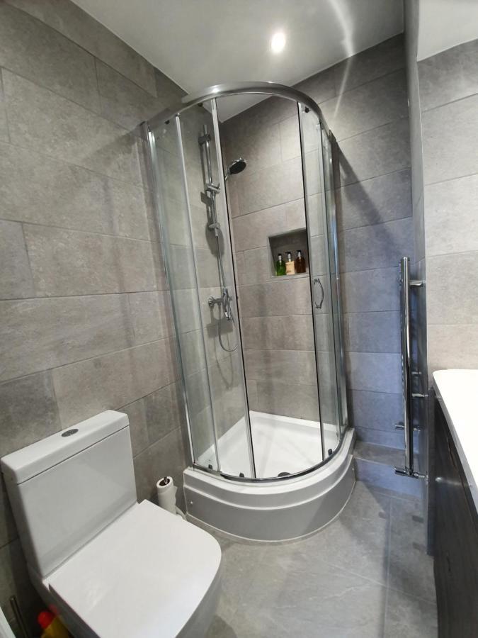 Park View Two-Bedroom Apartment Bath Dış mekan fotoğraf